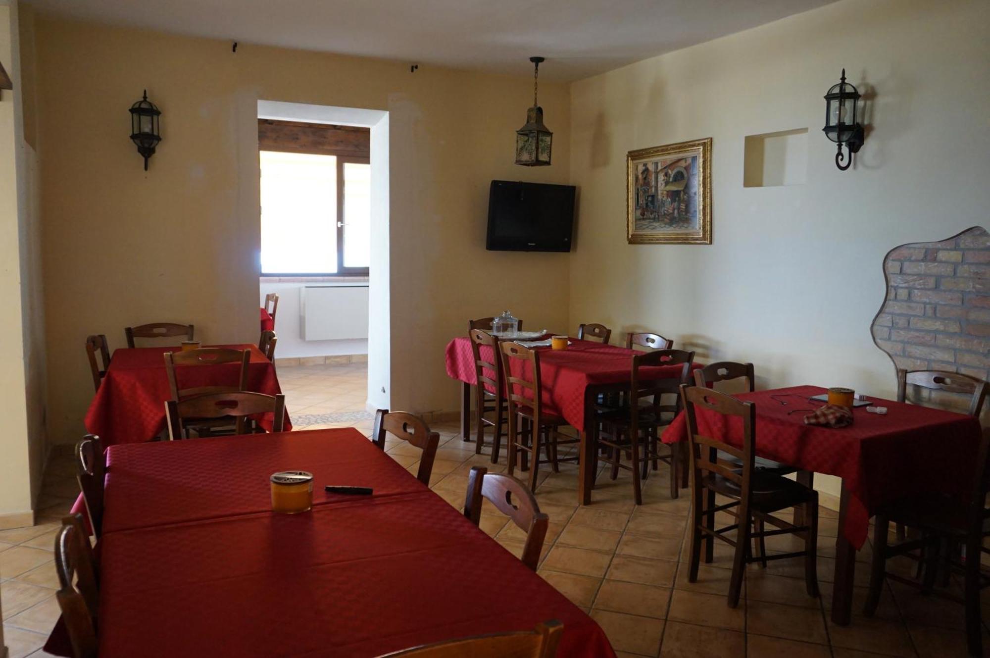 La Terrazza Motta Bed and Breakfast Atri Buitenkant foto