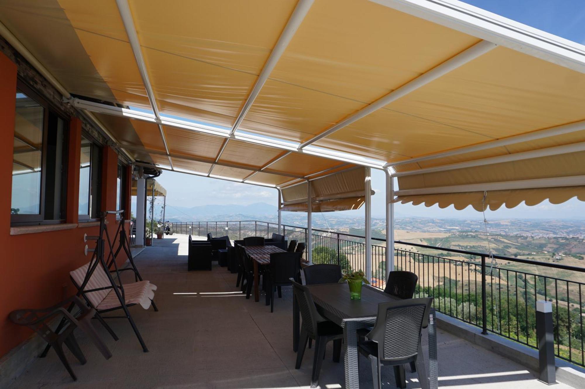 La Terrazza Motta Bed and Breakfast Atri Buitenkant foto