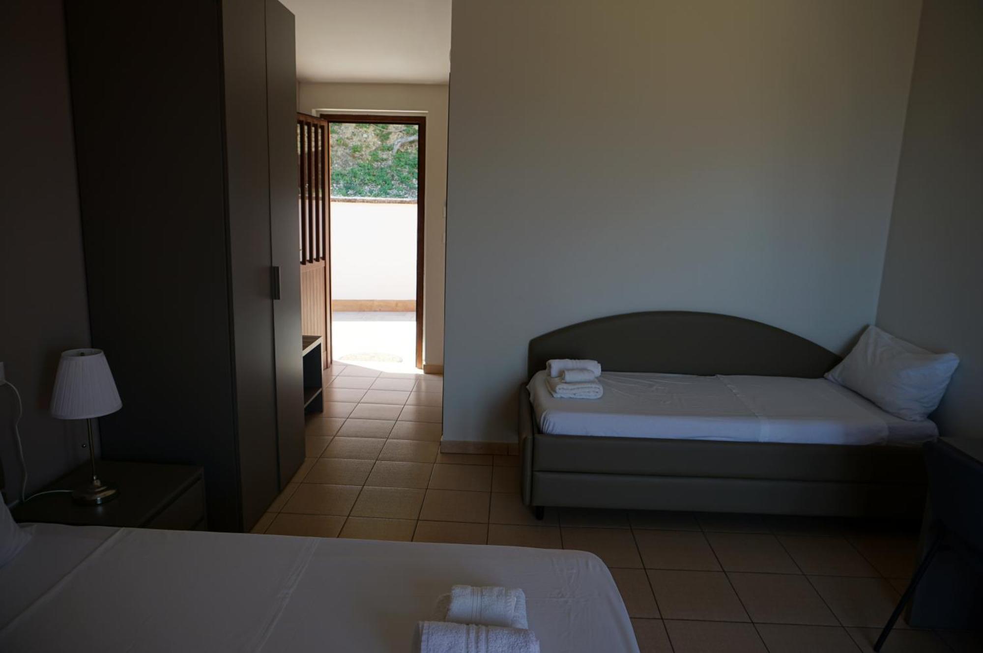 La Terrazza Motta Bed and Breakfast Atri Buitenkant foto